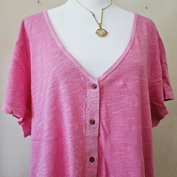 Size XXL Old Navy Hot Pink Short Sleeved V Neck Button Up Front Women's Summer - Picture 6 of 16